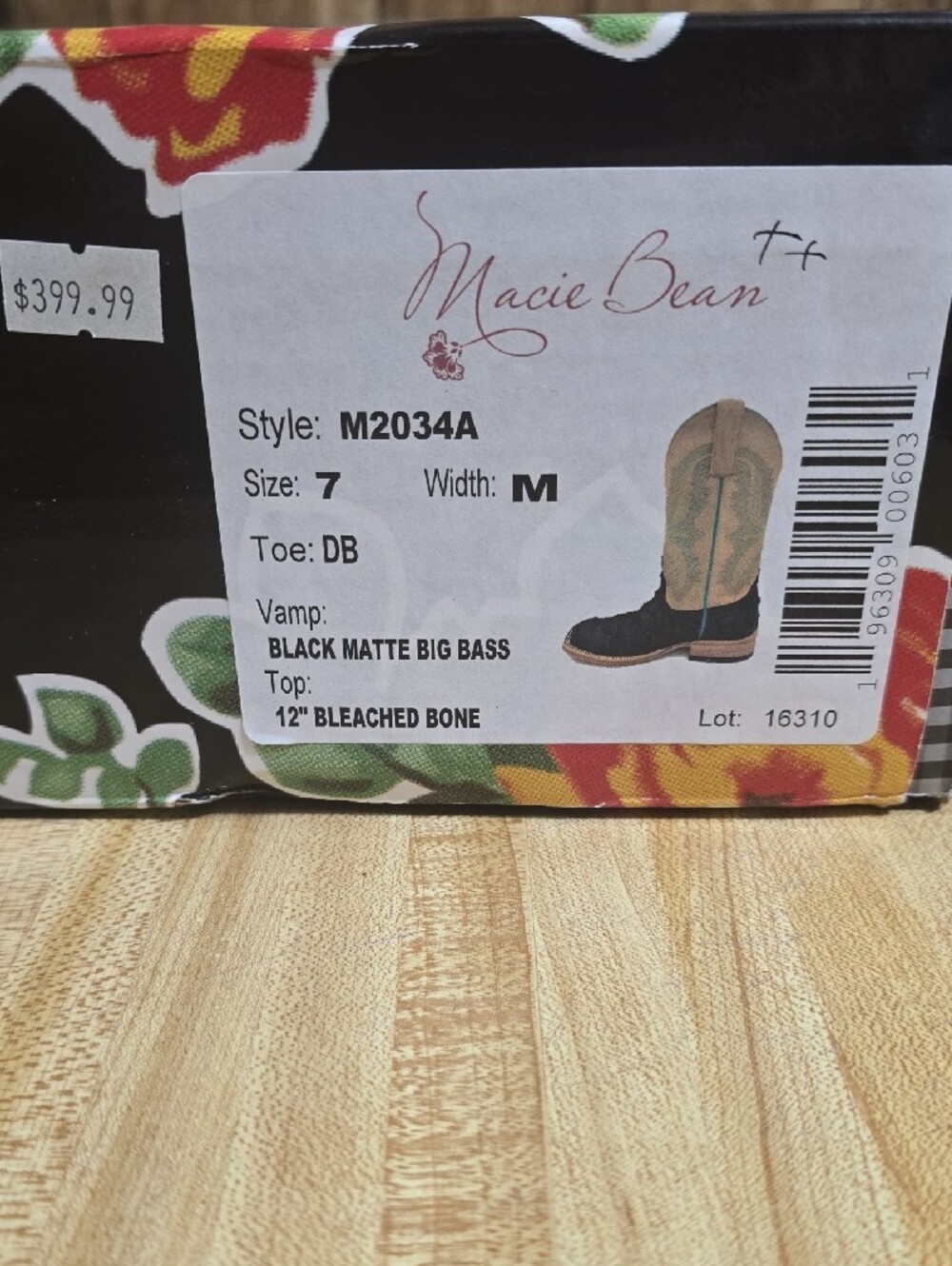 Macie Bean Black and Tan Textured Western Heeled Boots - Picture 10 of 16